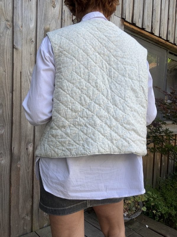 GILET DE BERGER FLEURS MATELASSEE – Image 3