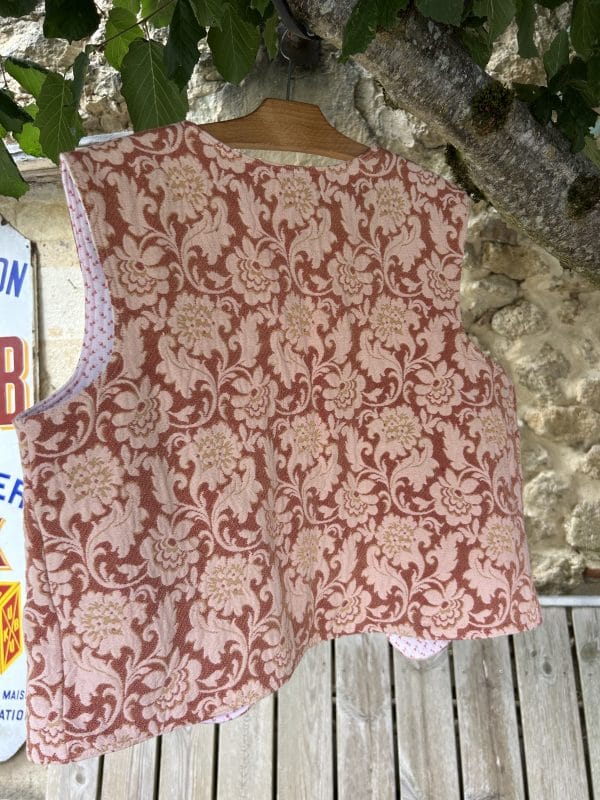 GILET DE BERGER FLEURS VIEUX ROSE – Image 2
